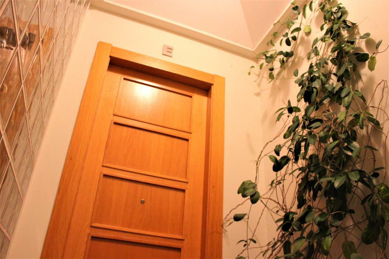 Luxury Apartment Sierpes Seville Ngoại thất bức ảnh